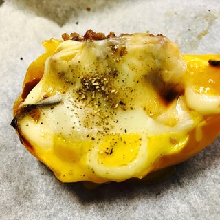 リメイク！パプリカの肉詰めのマヨチー玉焼き